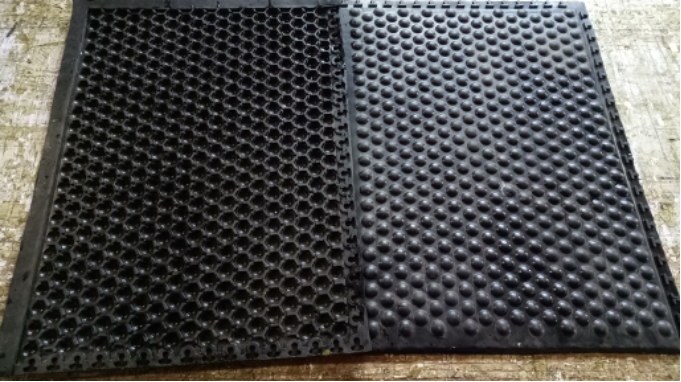 ESD bubble mat653.png ESD bubble mat653.png
